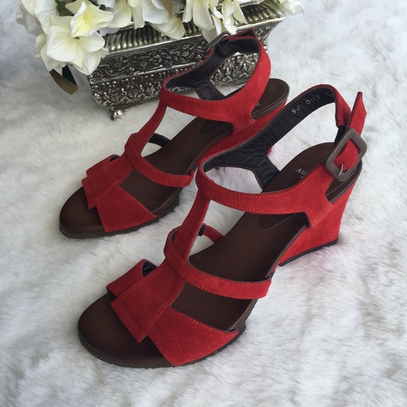 Audley London Shoes - NWOB Audley London Suede Sandals